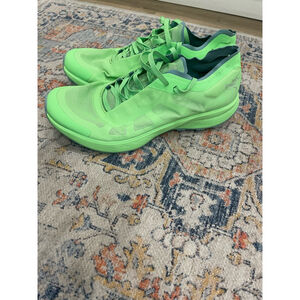 Arc'teryx Norvan SL Trail Lightweight Running Shoes 7.5 Neon Green Vibram Sole